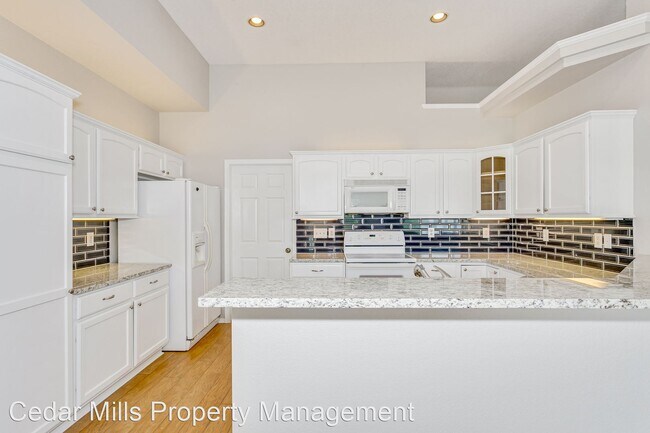 Foto del edificio - 4 br, 3 bath House - 814 S. Zelta Ct