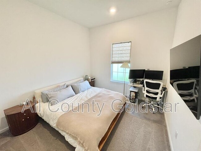 Foto del edificio - 29248 Coral Harbour Dr