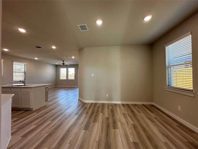 Building Photo - 216 Goosewood Dr