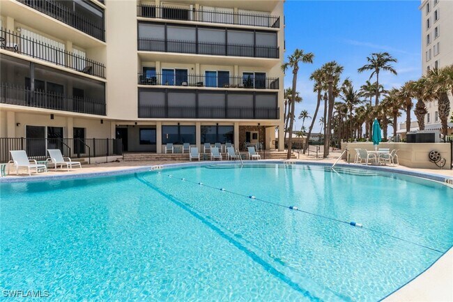 Foto del edificio - 3399 Gulf Shore Blvd N