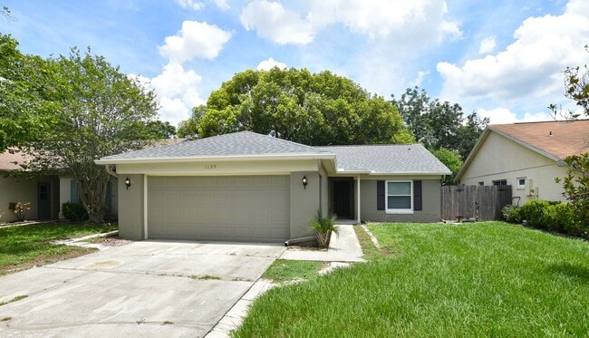 Building Photo - Water view 3/2 in Alafaya Woods. UPDATED k...