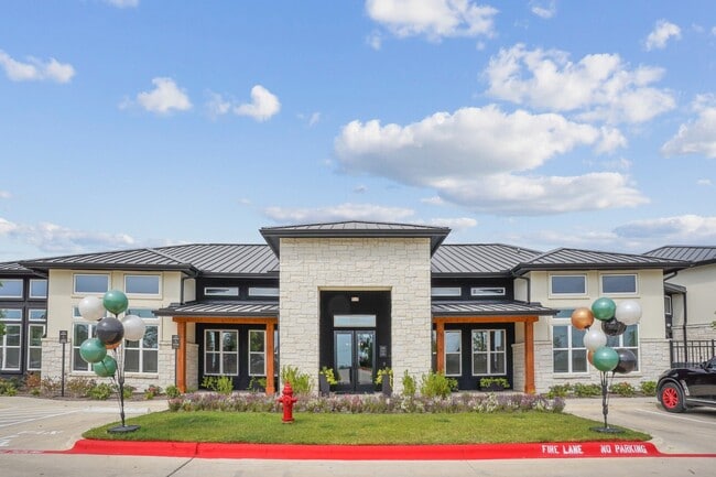 Foto del edificio - Hillside on Parmer Lane