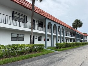 Building Photo - 2141 Woolbright Rd