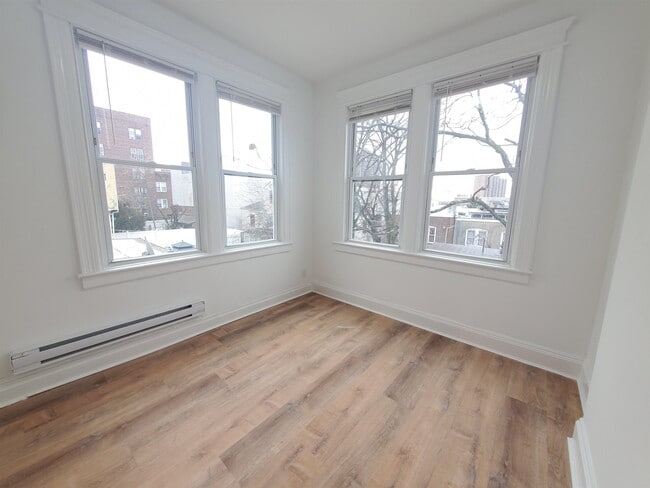 Building Photo - 119 64th St