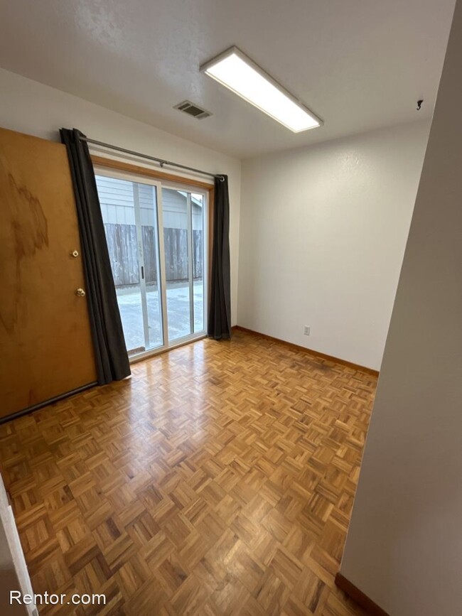 Foto del edificio - 3 br, 2 bath House - 2347 Bayview Lane