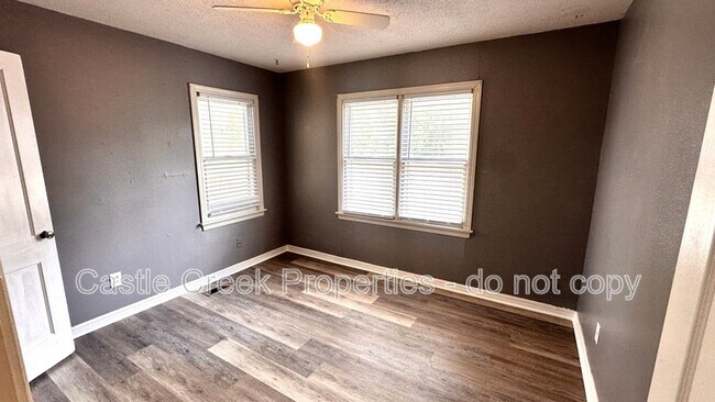 Foto del edificio - 4018 SE 10th St