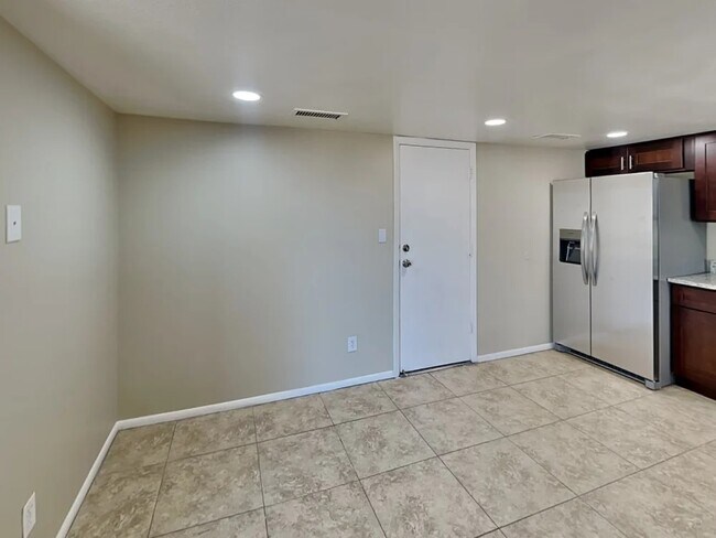 Foto del edificio - 2181 E Concorda Dr