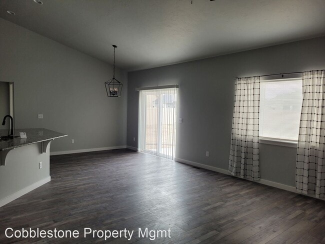 Building Photo - 4 br, 2 bath House - 849 Broadmoor