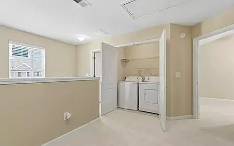 Foto del edificio - 531 Fox Creek Crossing