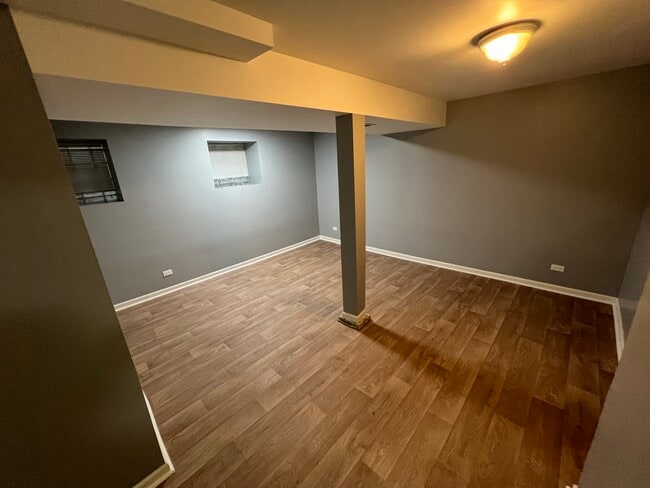 Bedroom - 932 Waller N Ave