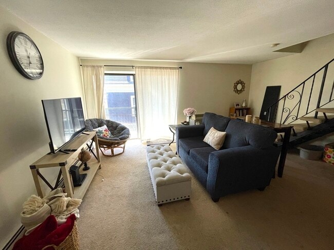 Foto del edificio - 24 Highland Ave