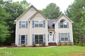 Building Photo - 65 Bartlett Dr