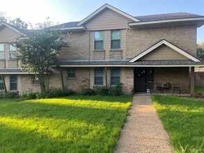 Building Photo - 7607 Wellcrest Dr