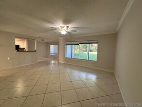 Building Photo - 815 Boynton Beach Blvd