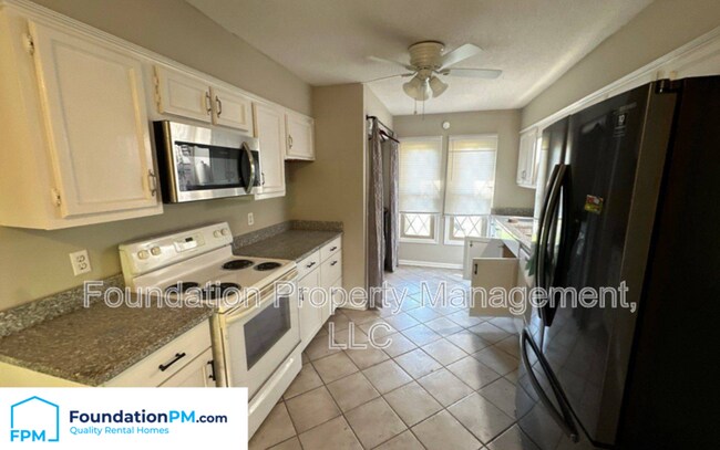 Foto del edificio - 1000 Pheasant Hollow Dr
