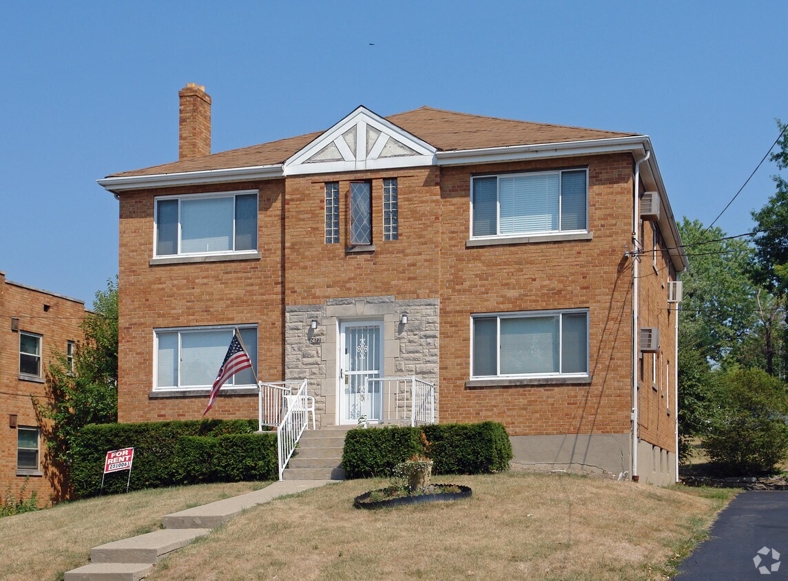 Primary Photo - 2472 Boudinot Ave