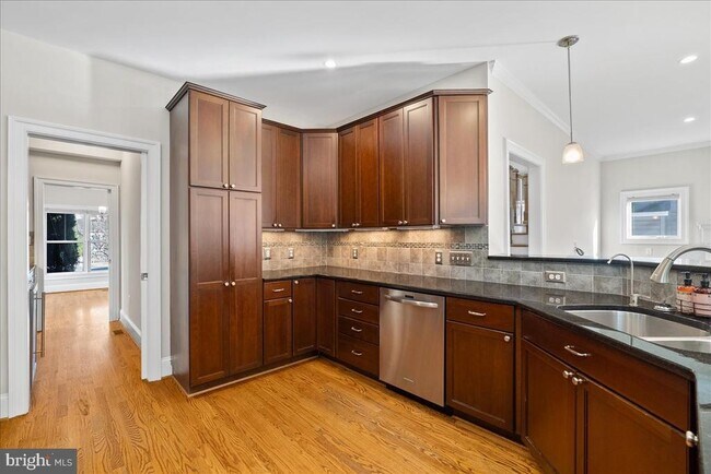 Foto del edificio - 902 Ramsey St