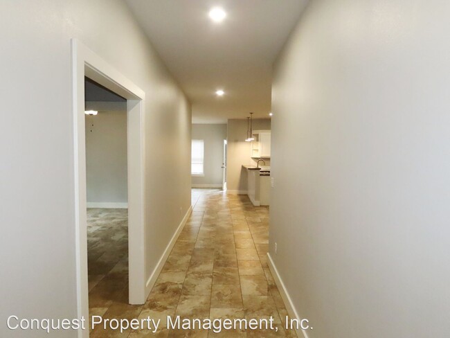 Building Photo - 2 br, 1 bath House - 22588 CR 157, Unit 1