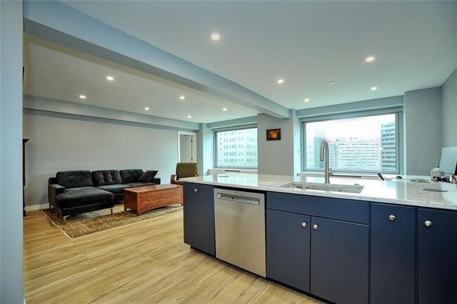Photo - Ready Now! Stunning 12th-Floor Condo with Incredible City Views!