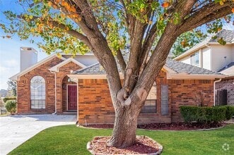 Building Photo - 4601 Cherokee Path
