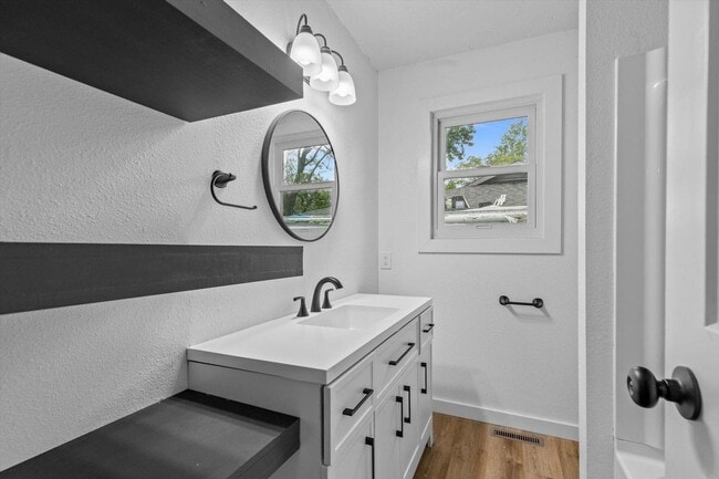 Foto del edificio - New remodeled