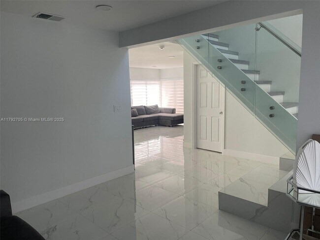 Foto del edificio - 10383 SW 138th Pl
