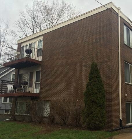 Building Photo - Dewey Apartments
