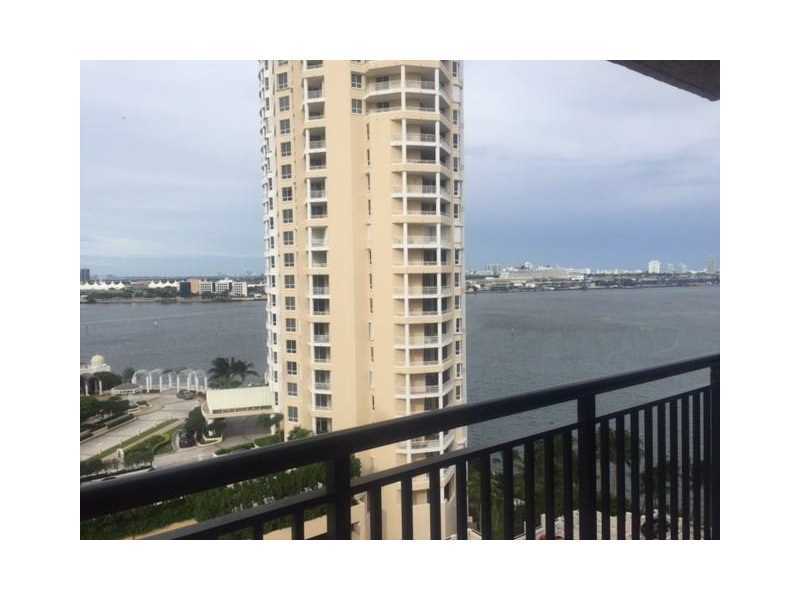 Primary Photo - 540 Brickell Key Dr
