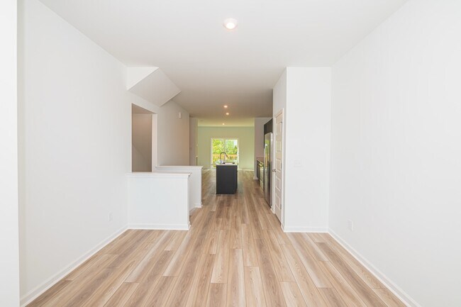 Building Photo - 815 Freston Rd