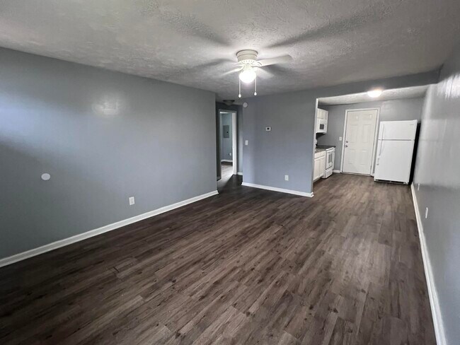 Foto del edificio - 1110 Leota Dr