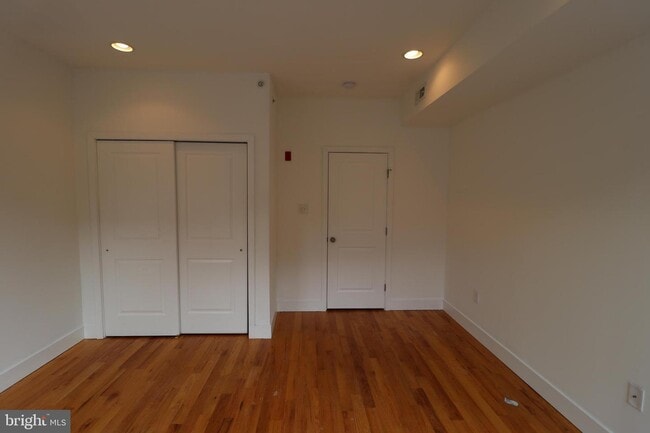 Building Photo - 1211 N Franklin St