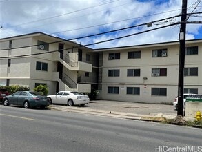 Building Photo - 1233 Young St