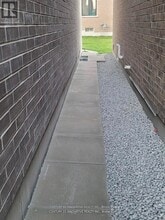 Building Photo - 1280 Amherst Gate