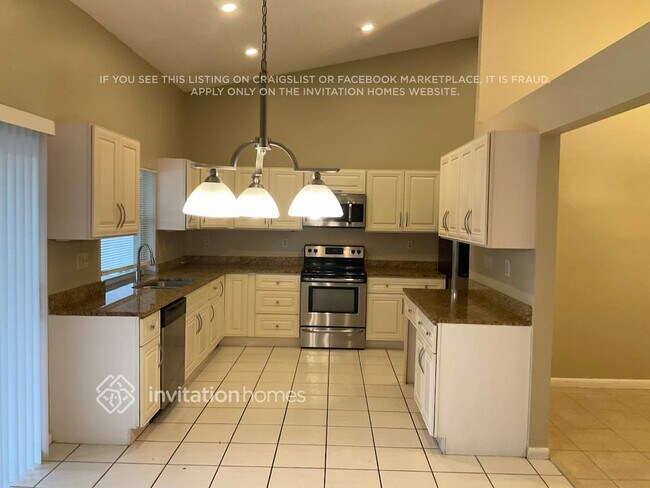 Foto del edificio - 10320 NW 48th Ct