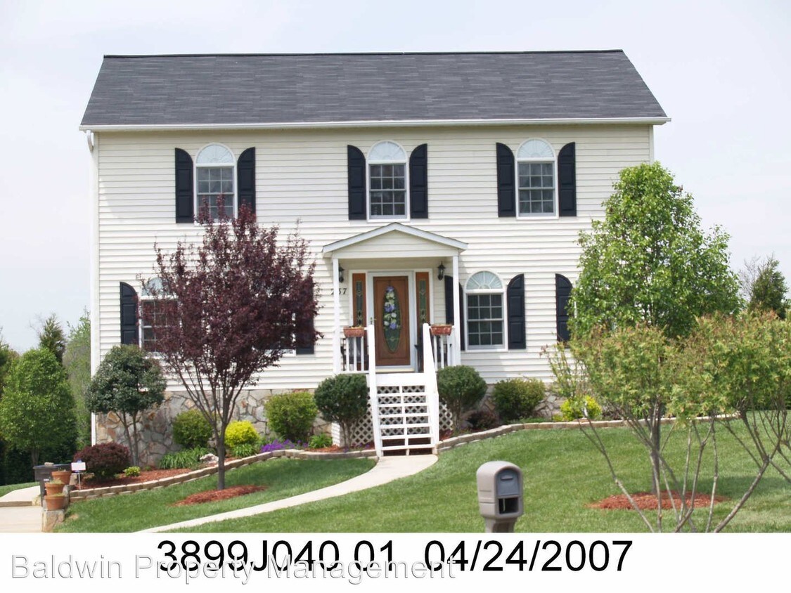 237 McTavish Ln, WinstonSalem, NC 27103 House Rental in Winston