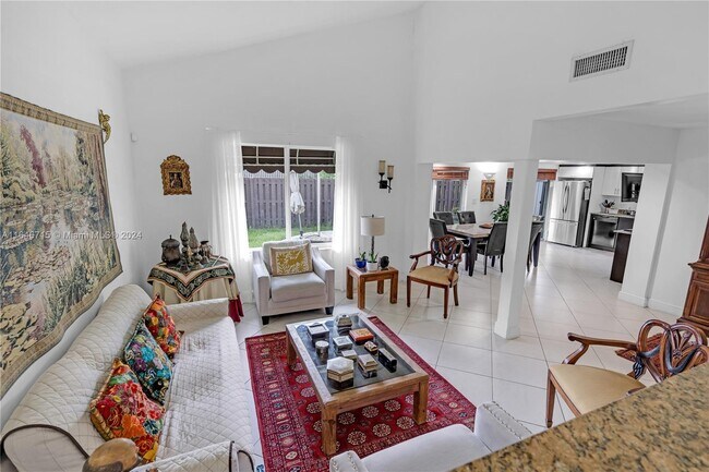 Foto del edificio - 931 NW 106th Ave