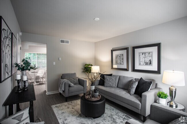 2HAB,1BA,-880SF - Asbury