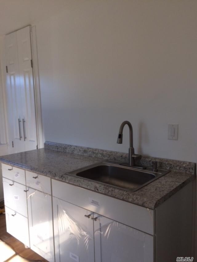 Foto del edificio - 1092 Washington Ave