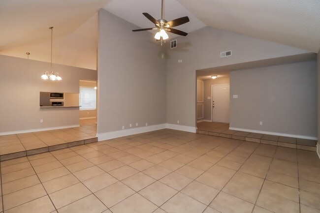 Building Photo - 5032 Barberry