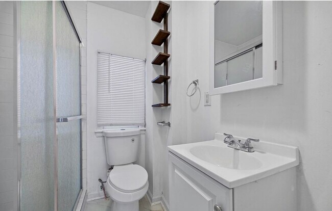 Foto del edificio - 3800 Spring Garden St