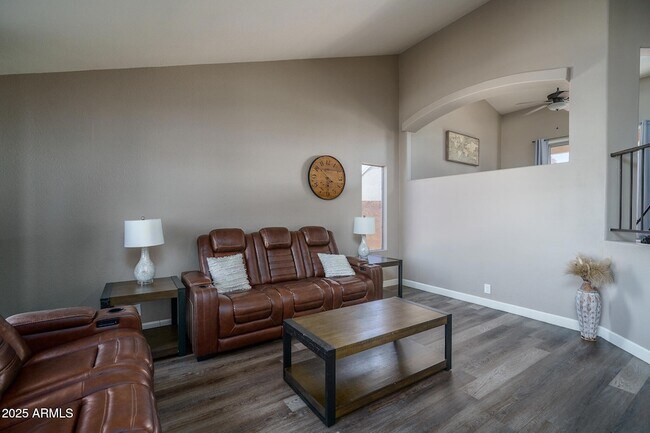 Foto del edificio - 6615 N 89th Ave