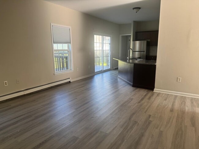 Foto del edificio - 32 Southwind Dr