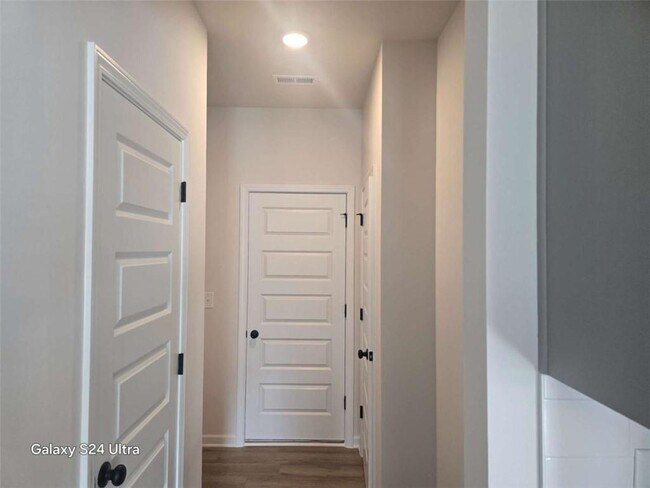 Foto del edificio - 2625 Ravencliff Dr