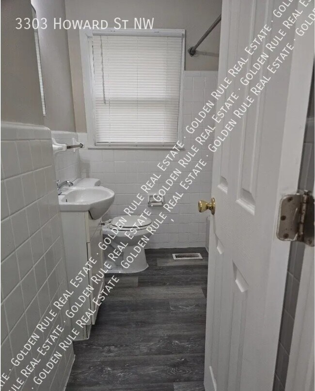 Foto del edificio - 3303 Howard St NW