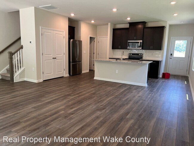 Building Photo - 3 br, 2.5 bath House - 256 Brook Farm Lane