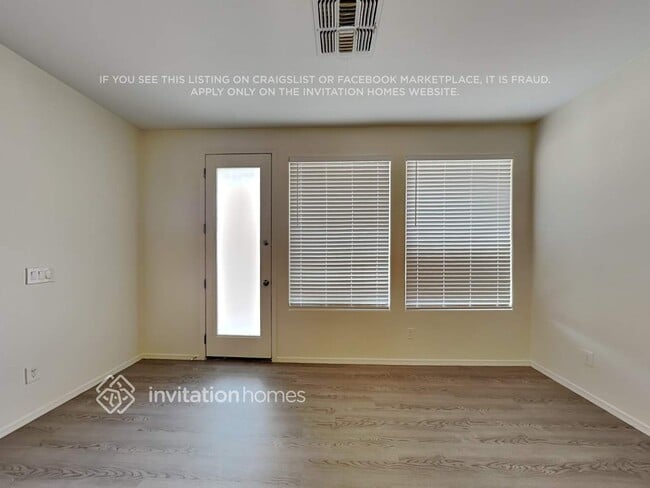 Foto del edificio - 9424 West Riverside Avenue