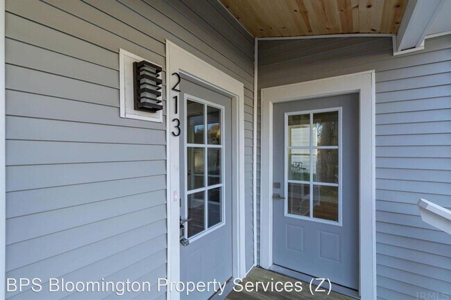 Building Photo - 4 br, 2 bath House - 213 S Maple St