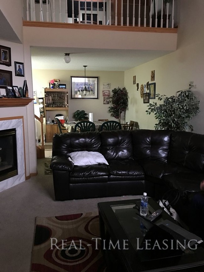 Foto del edificio - 3BR/1.5BA  Loft in Shakopee off Hwy 169