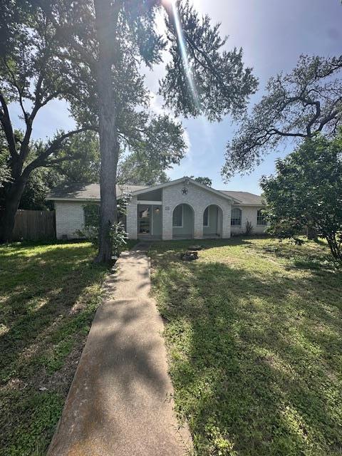 Foto principal - 12610 Brightside St
