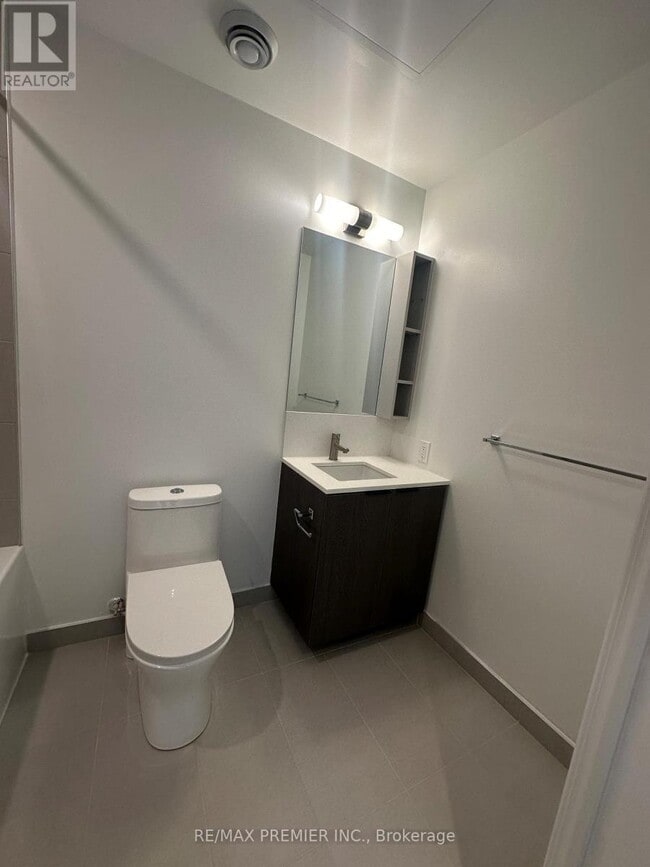 Building Photo - 55 Mercer St